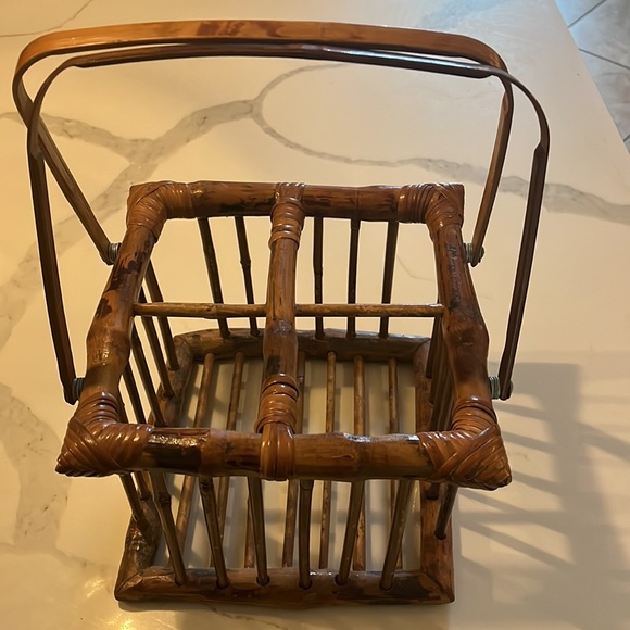 Vintage Bamboo Wine carrier/holder holds four bottles w/moveable handles - Picture 5 of 9